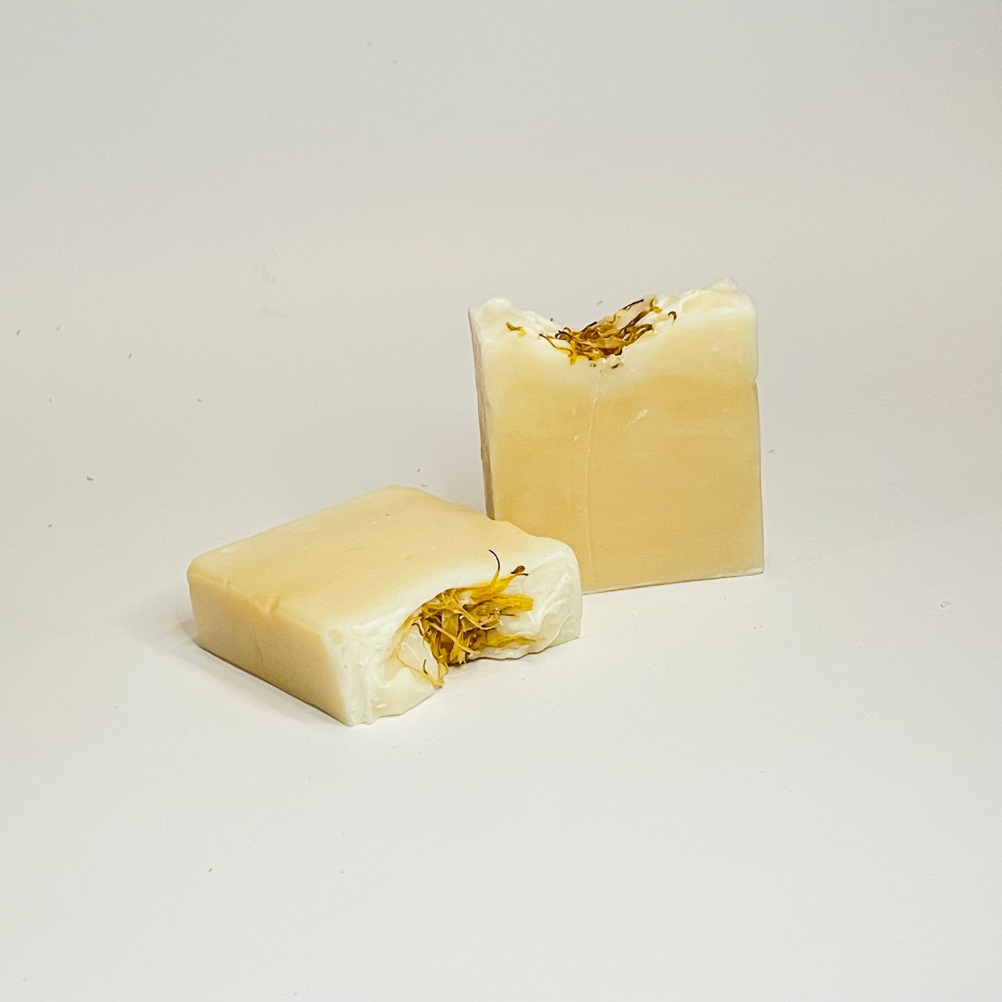 Kaolin Clay Marigold